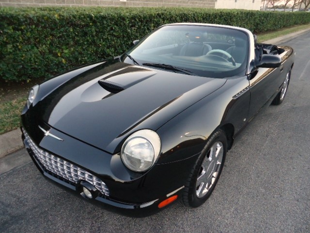 2005 ford thunderbird