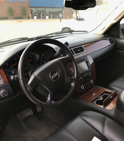 2008 Chevrolet Tahoe - Interior Pictures - CarGurus