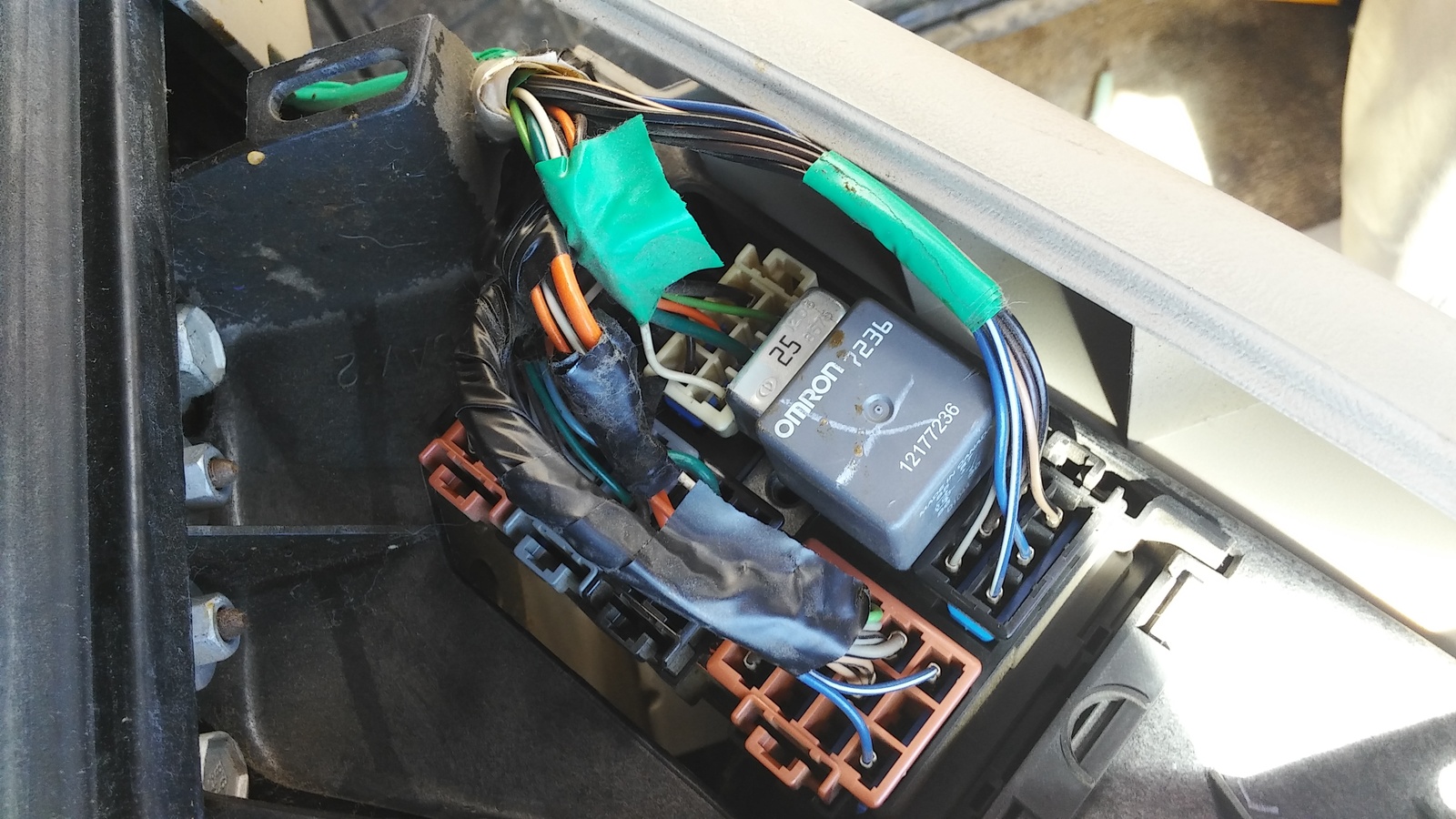 Fuse Box For 2002 Chevrolet Tahoe - Wiring Diagram