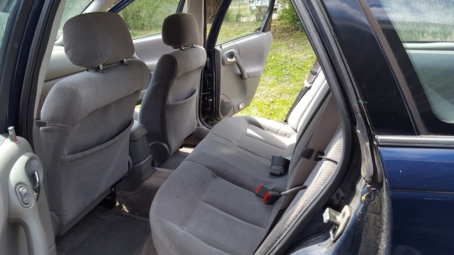 2001 saturn lw300 interior fuel doors release