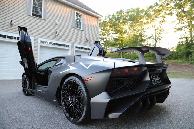 2016 Lamborghini Aventador Pictures Cargurus